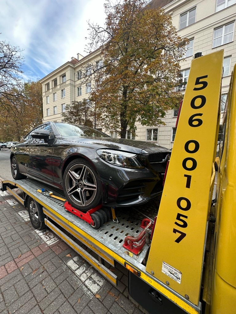 Евакуація Mercedes купе евакуатором — INNSER 506-001-057 Варшава