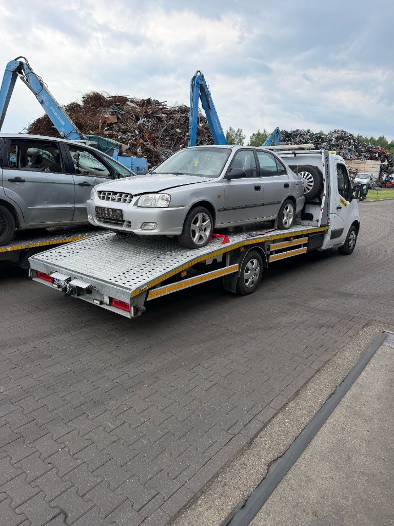 Вивіз авто на утилізацію — евакуатор та розбір Варшава INNSER